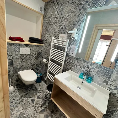 Le Soly Hotel